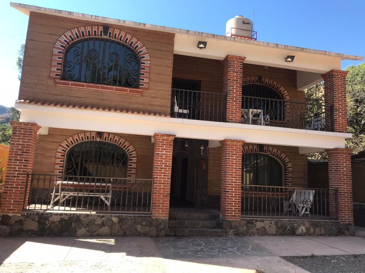 Hostal Casa Flor De Limon Tepoztlán Exterior foto